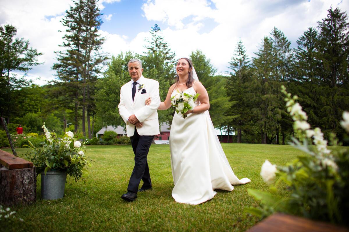 Vermont Wedding at Mad River Barn