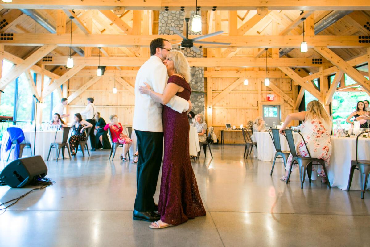 Vermont Wedding at Mad River Barn